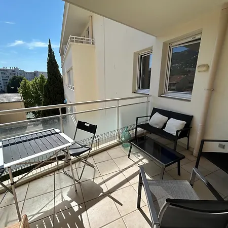 Charmant T3 Proche Gare Et Plages Toulon Parking Prive Exterior photo